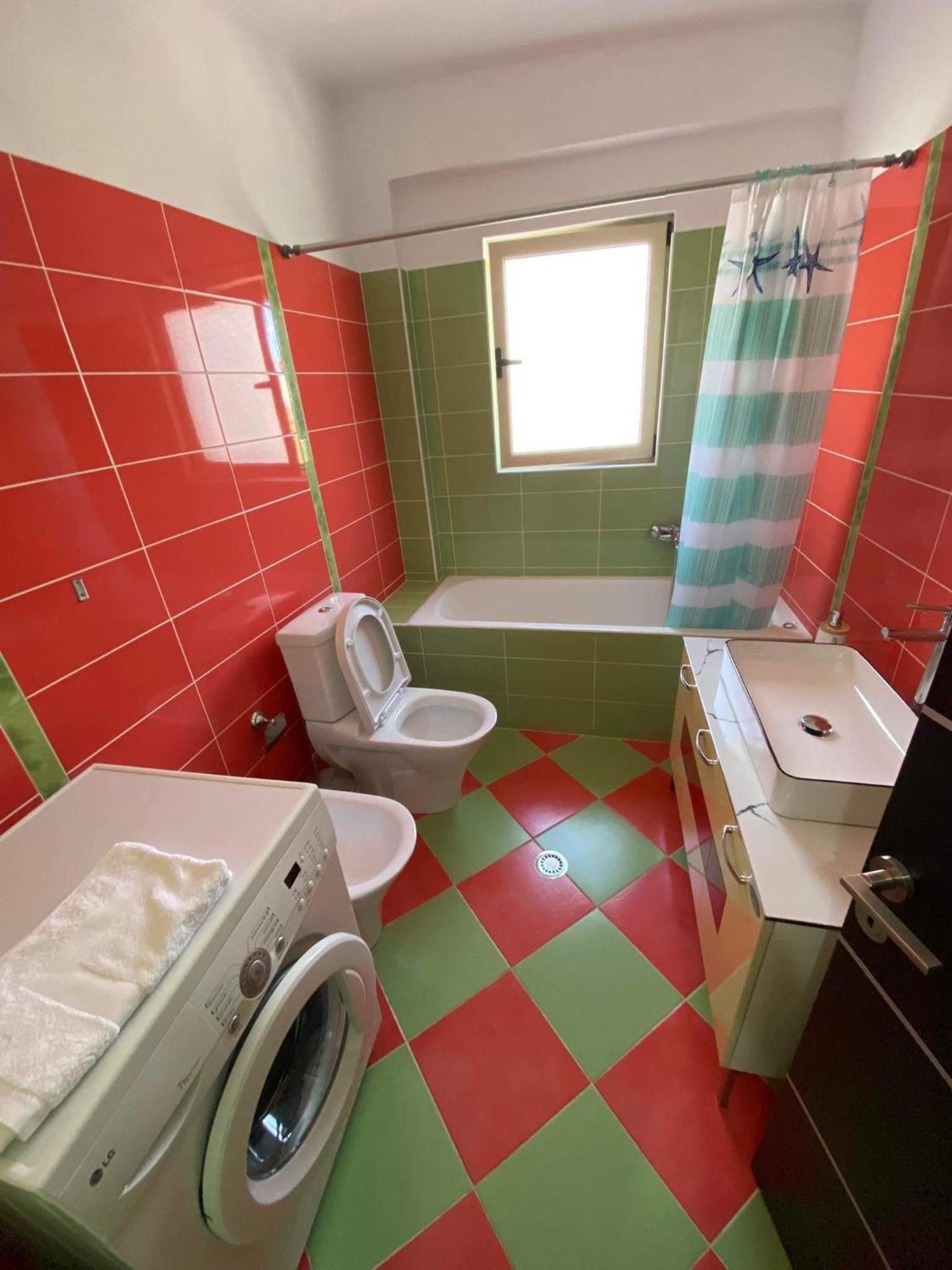 Apartment In Saranda Esterno foto