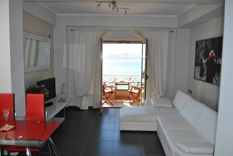 Apartment In Saranda Esterno foto