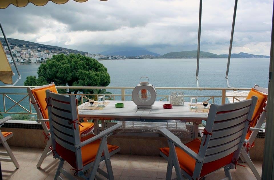 Apartment In Saranda Esterno foto